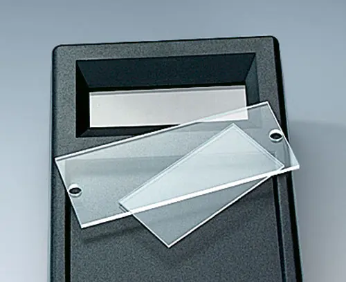 Displayscheiben mit Domausparung