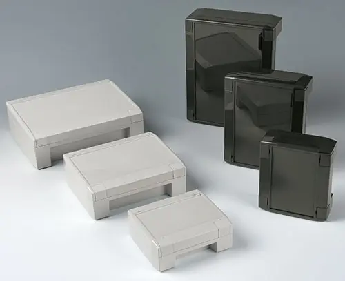 3 sizes and 2 standard colours