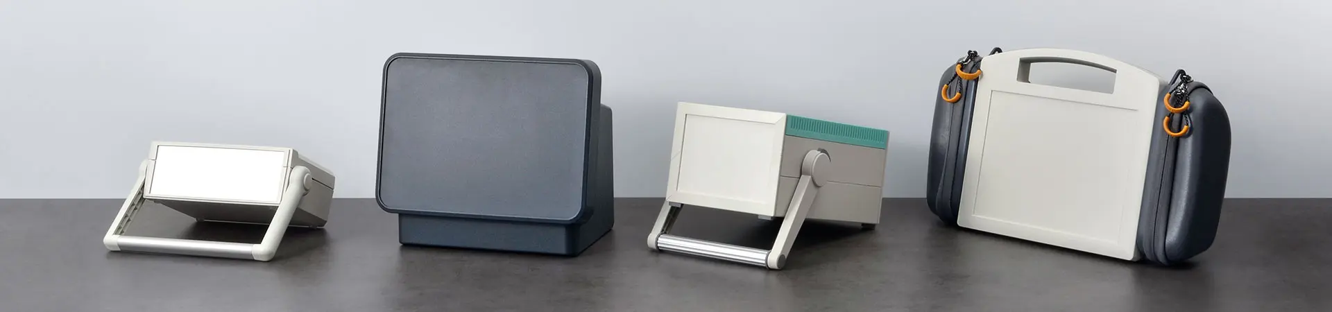 Boitiers instruments avec poignée étrier