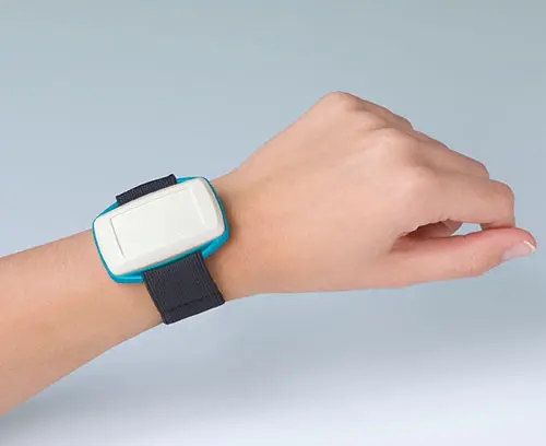 Cinturino da polso con chiusura in velcro, per es. per contenitori MINITEC