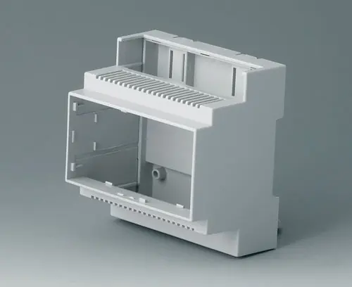 RAILTEC C con fessure per ventilazione, 1 lato collegamenti