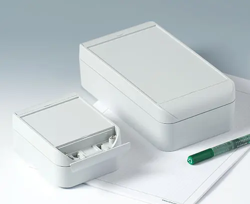 Gabinete de mesa orientado do design
